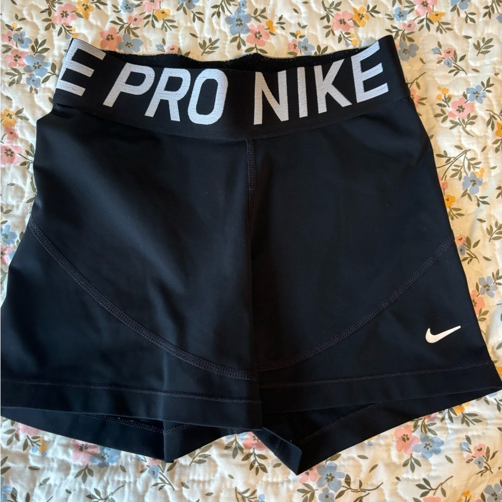 Nike Black Athletic Shorts Moisture-Wicking Compression